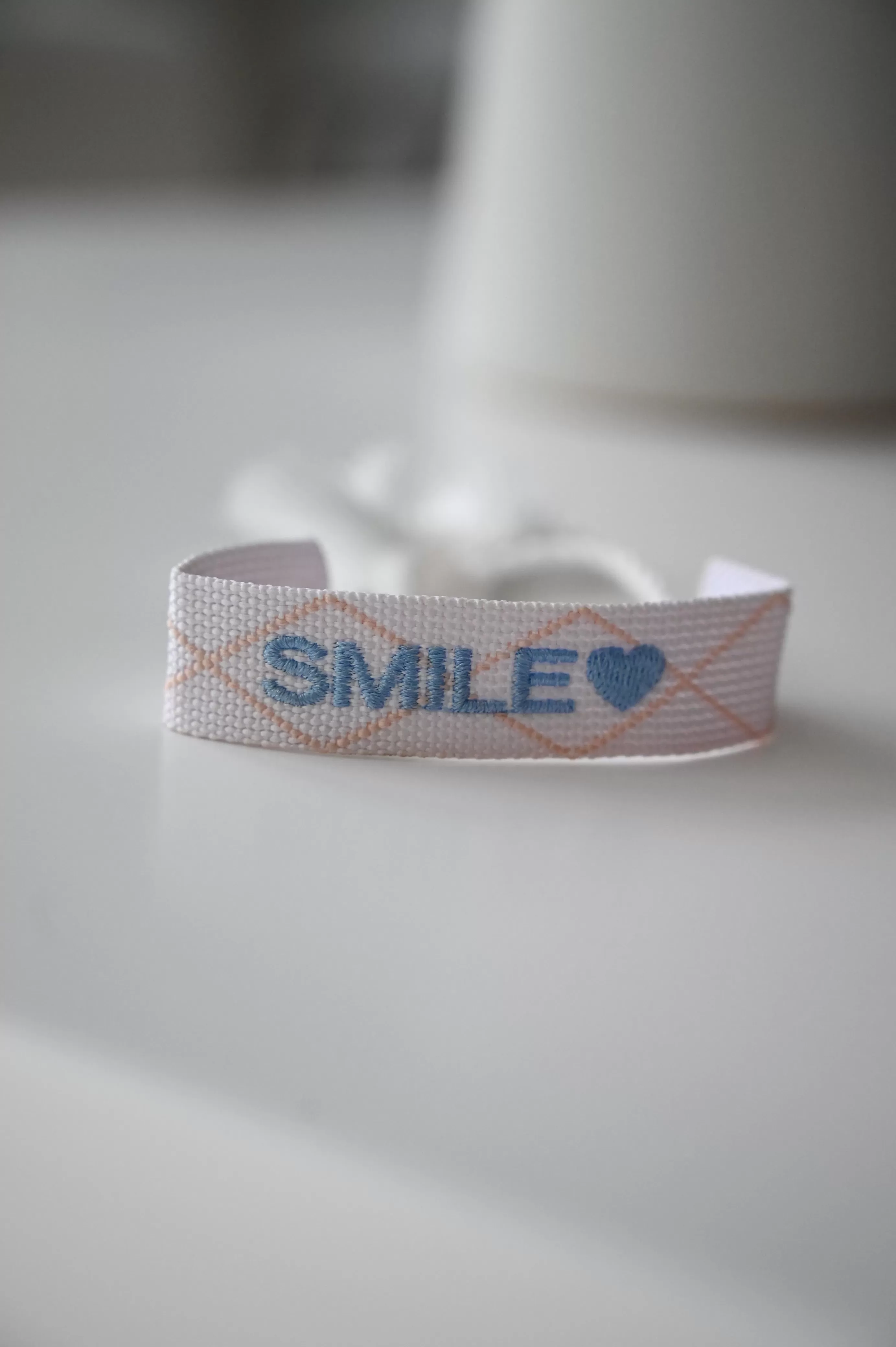 Easy Clothes Bracelet Smily Entissu Cheap